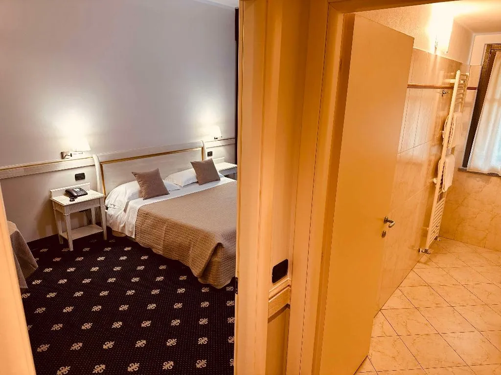 Room, Hotel Malpensa Inn, Milan