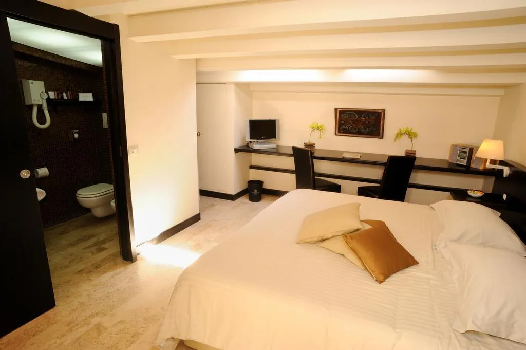 Room, Ucciardhome, Palermo