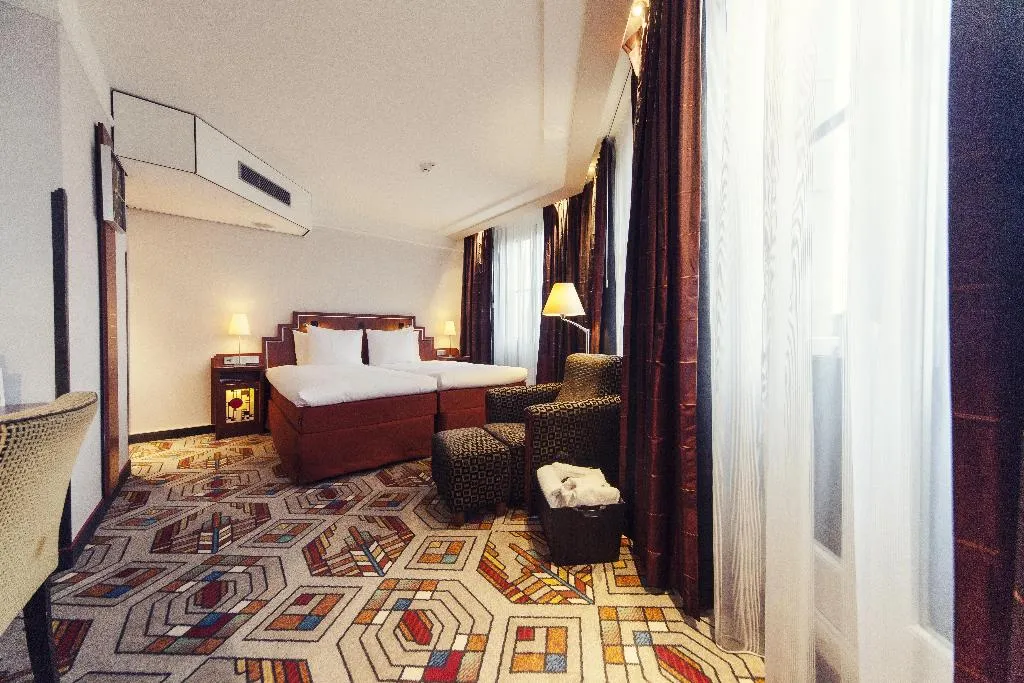Room, Banks Mansion, Amsterdam