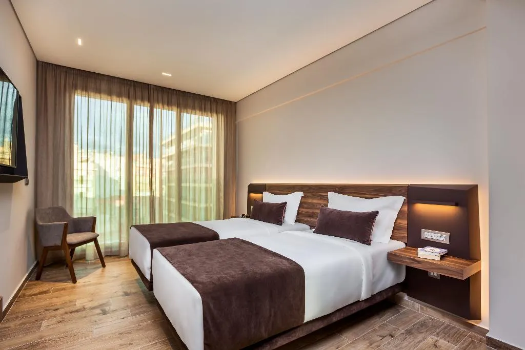 TWIN DELUXE CITY VIEW Room, Imperial Plus | Urban Smart Hotel Thessaloniki, Halkidiki
