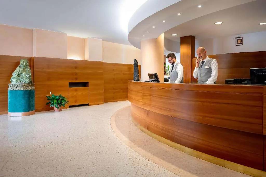 Lobby, Best Western Cavalieri della Corona, Milan