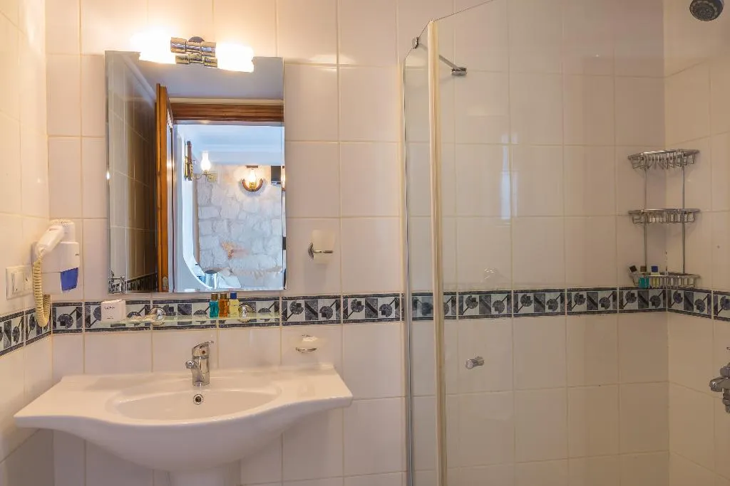 TWIN SEA VIEW WITH BALCONY Room, Oasis Hotel Kalkan +16, Dalaman