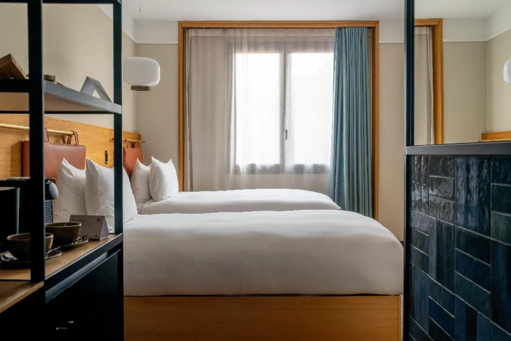 FAMILY ROOM STANDARD Room, Kimpton Vividora Hotel, Barcelona