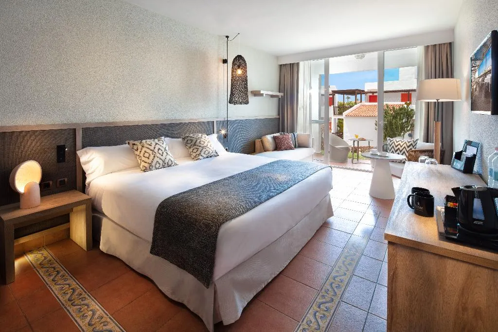 Double or Twin CAPACITY 4 Room, Fuerteventura Princess, Fuerteventura