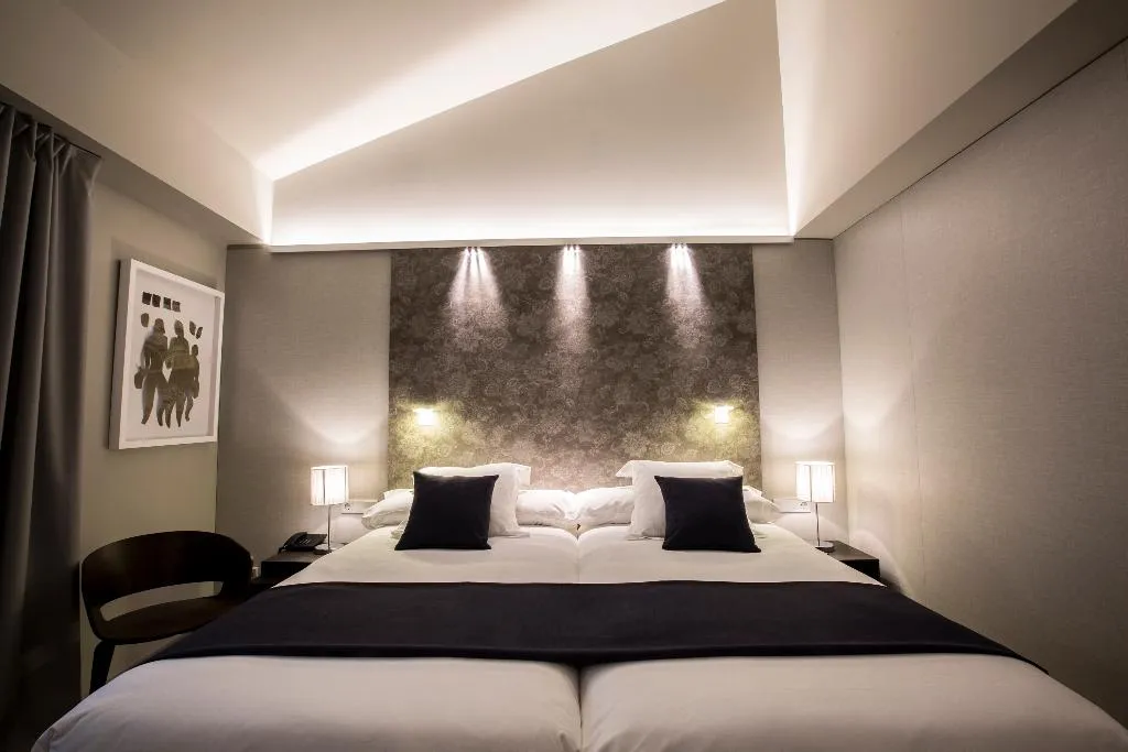 DOUBLE SINGLE USE STANDARD Room, Vincci Mercat, Valencia
