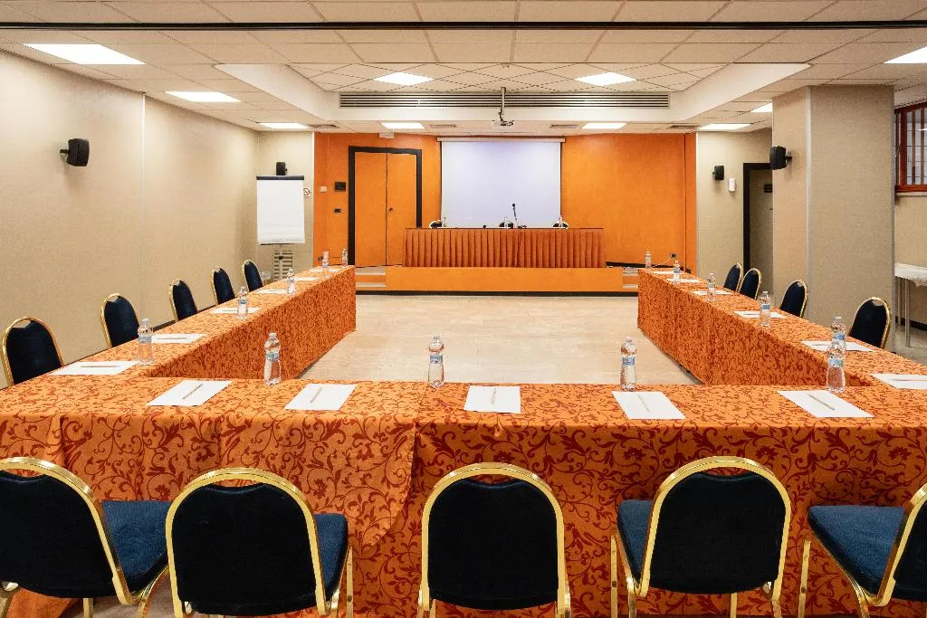 Conferences, Mirage, Florence