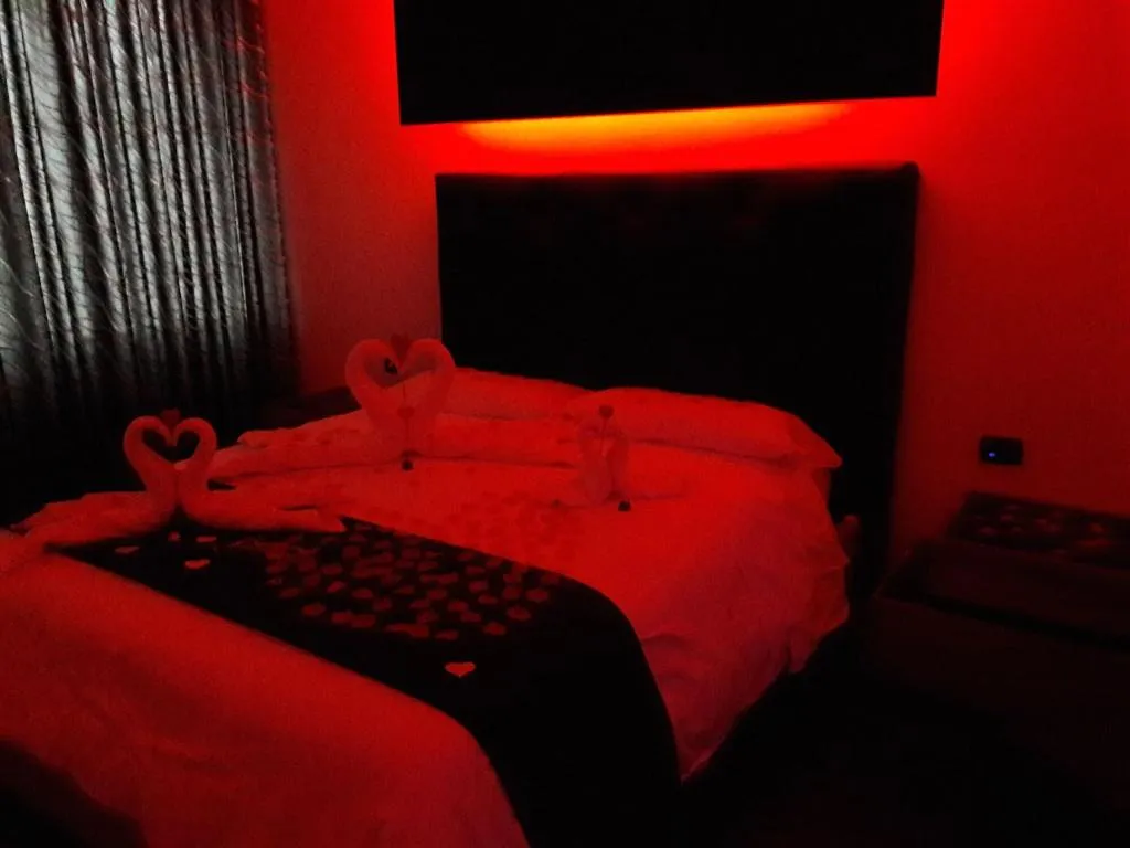 Room, Al Campanile H. Napoli Centro, Naples