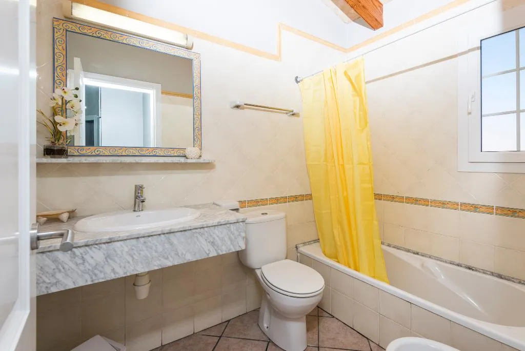 Room, Maribel Villas, Menorca