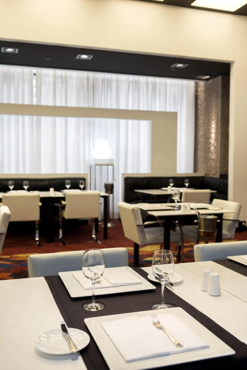 Restaurant, Hilton Madrid Airport, Madrid