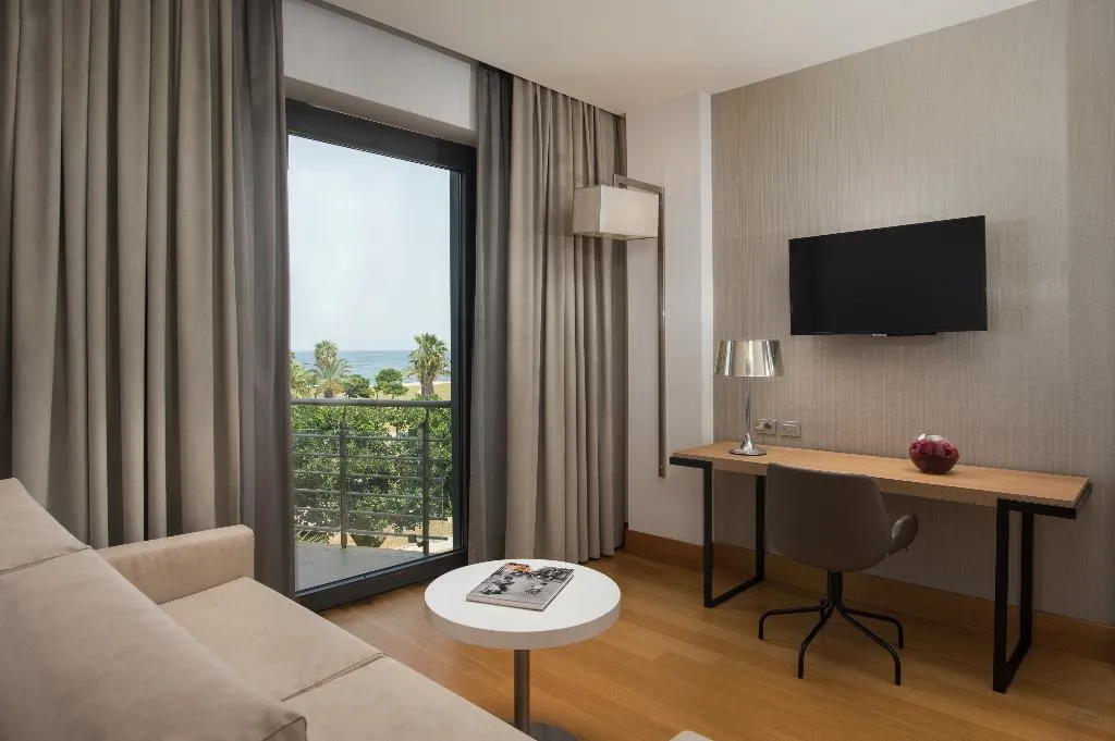 JUNIOR SUITE WITH VIEWS Room, NH Palermo, Palermo