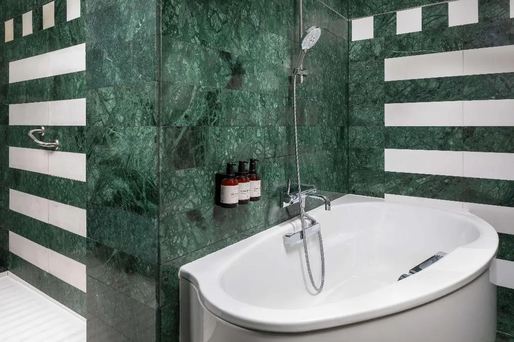 Room, NH Collection Madrid Paseo del Prado, Madrid