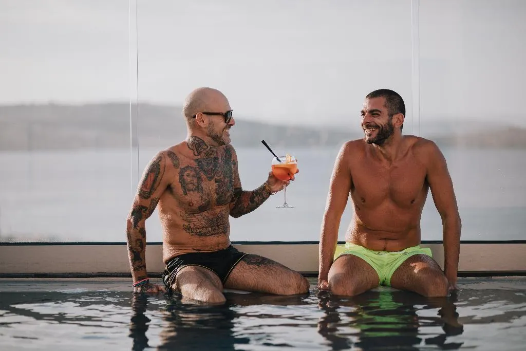 Pool, ibis Styles ST Pauls Bay Malta, Malta