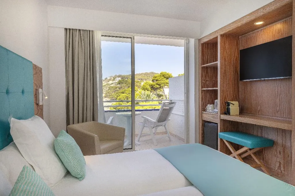 DOUBLE SEA VIEW Room, Alua Gran Camp de Mar Hotel, Majorca