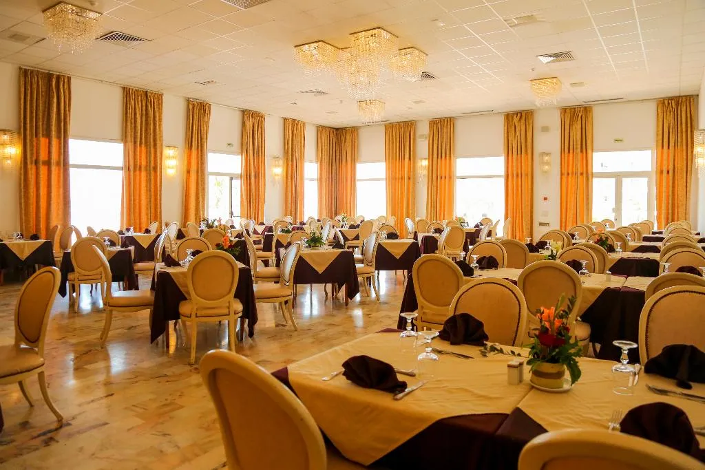 Restaurant, Le Palace Hotel, Tunisia