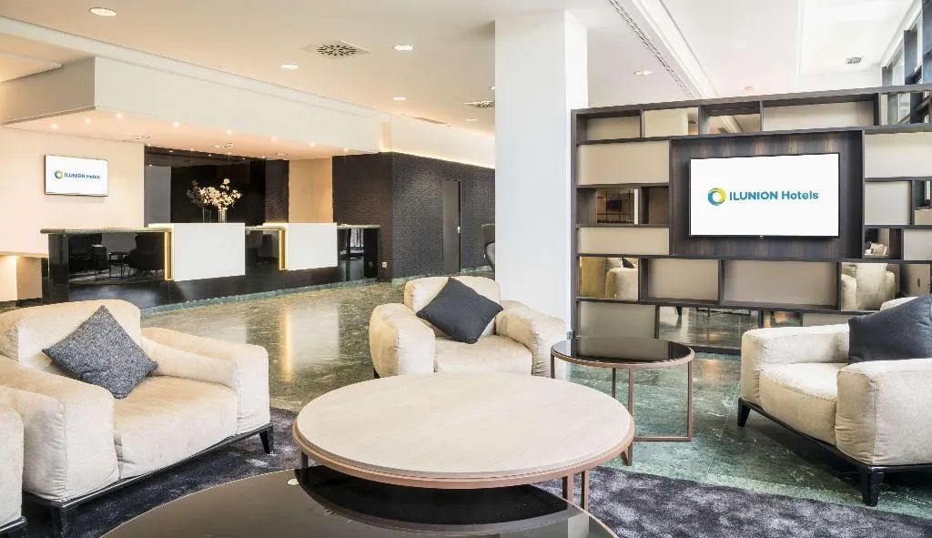 Lobby, Ilunion Pio XII, Madrid