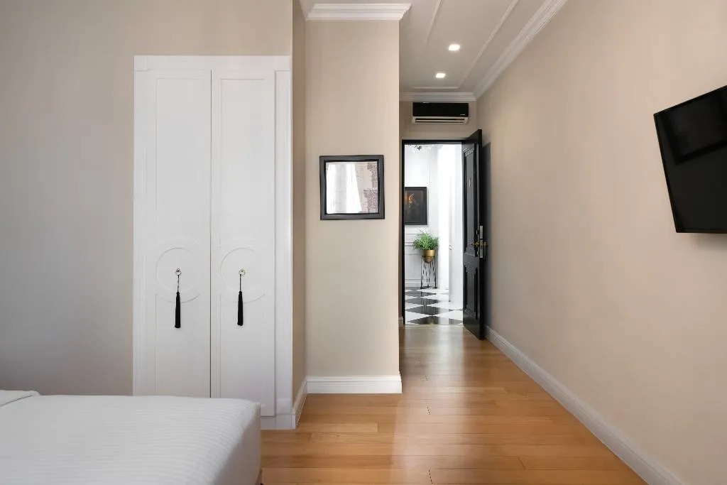 DOUBLE CLASSIC Room, Ev 11 Athens, Athens
