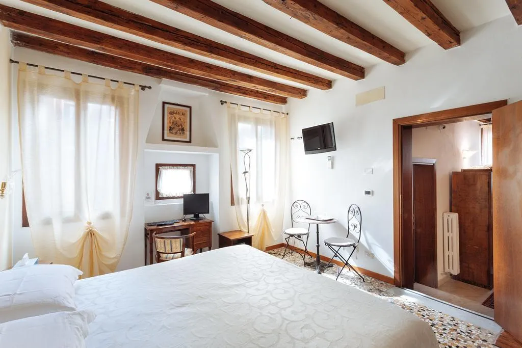 General view, Locanda Art Deco, Venice