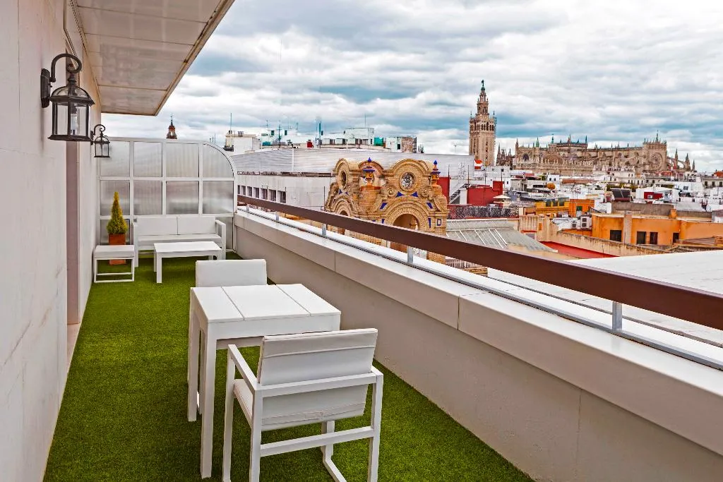 DOUBLE DELUXE ONE BED Room, Inglaterra, Seville