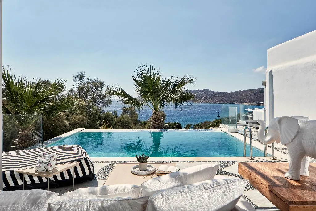 SUITE EXECUTIVE Room, Myconian Imperial - Leading Hotels of the World, Mykonos