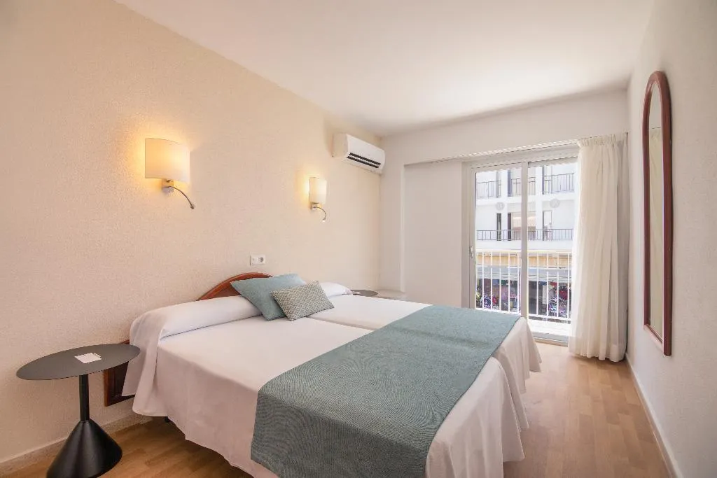 Double or Twin WITH BALCONY Room, JS Sol Can Picafort, Majorca