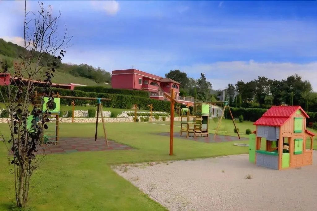 Sports and Entertainment, Agriturismo San Martino, Naples