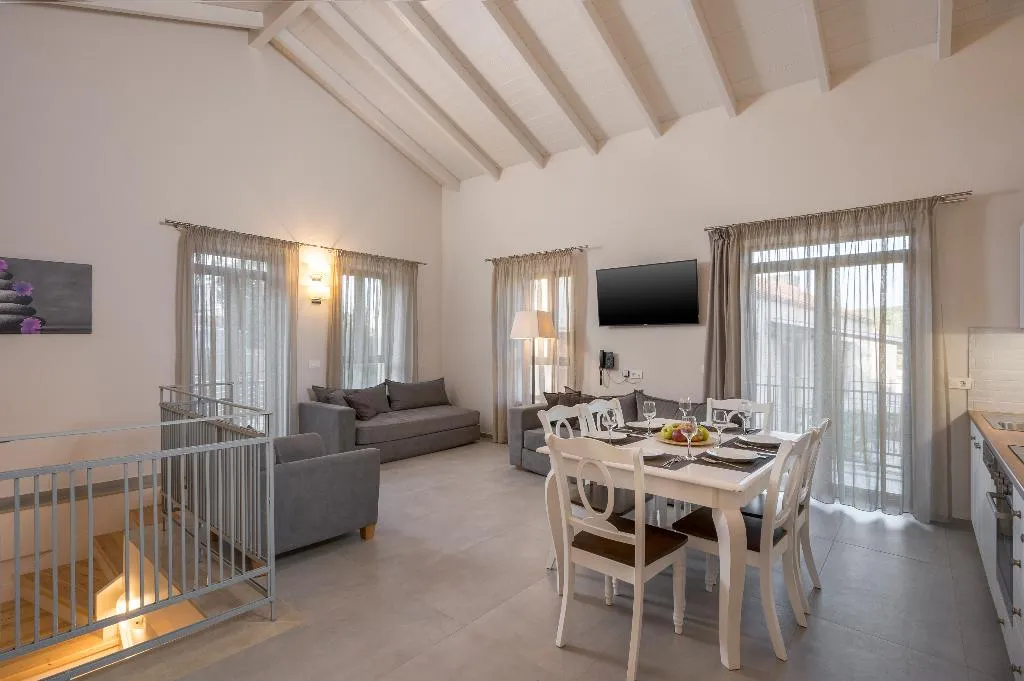 VILLA WITH PRIVATE POOL Room, Spilia Village Hotel & Villas, Crete