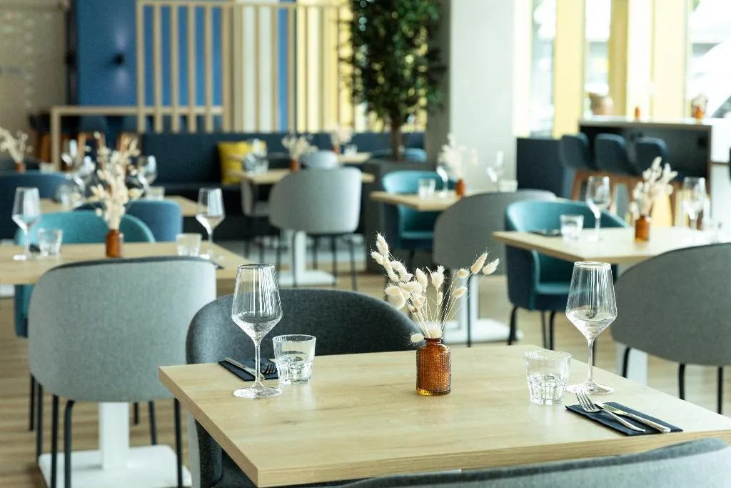 Restaurant, Holiday Inn Express Amsterdam - North Riverside, Amsterdam