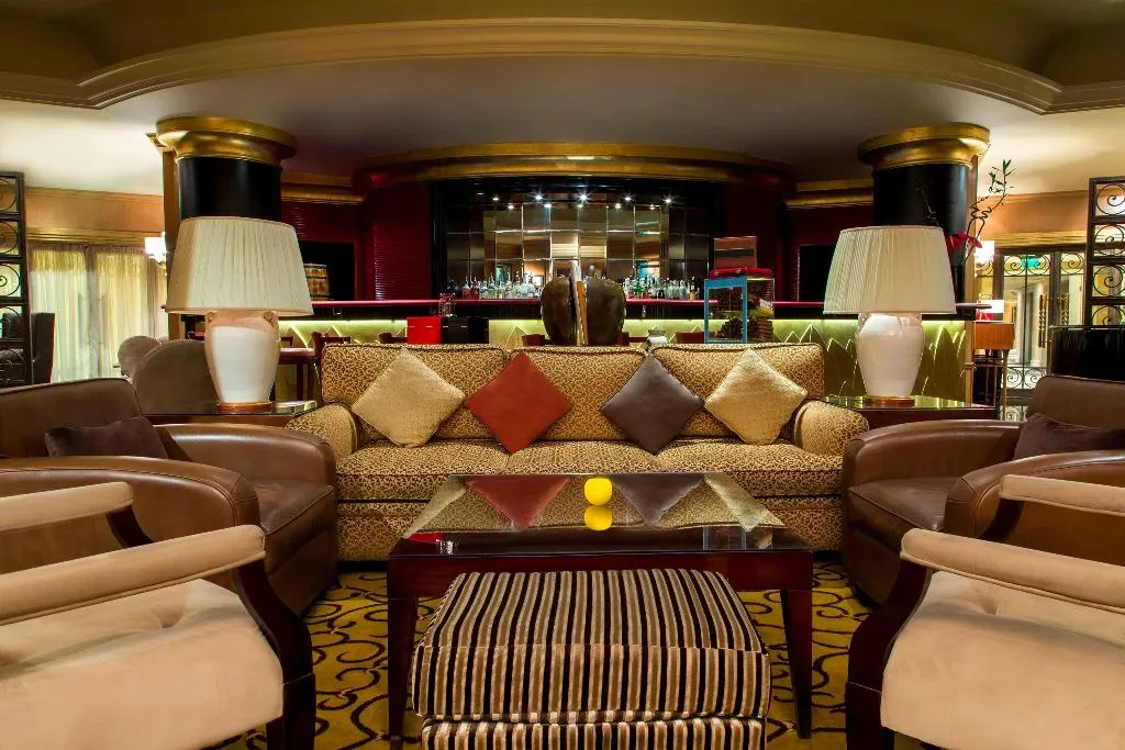 Bar, Kempinski Nile Hotel Garden City Cairo, Cairo
