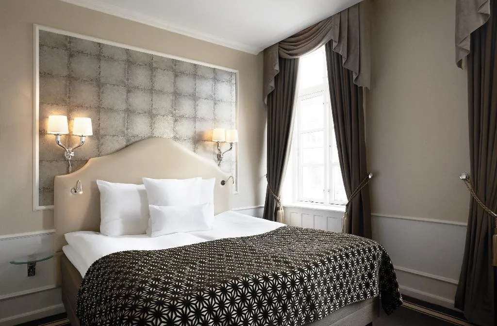 Double or Twin STANDARD Room, Phoenix, Copenhagen