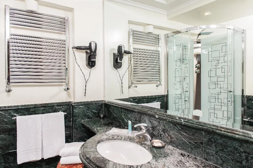 Double or Twin EXECUTIVE Room, Trilussa Palace Congress & Spa, Rome