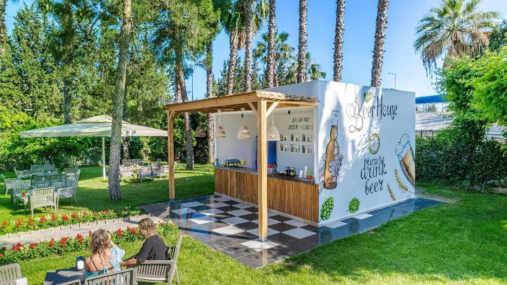 Bar, Queens Park Goynuk, Antalya
