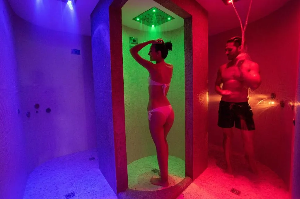 Sports and Entertainment, Terme Savoia, Venice