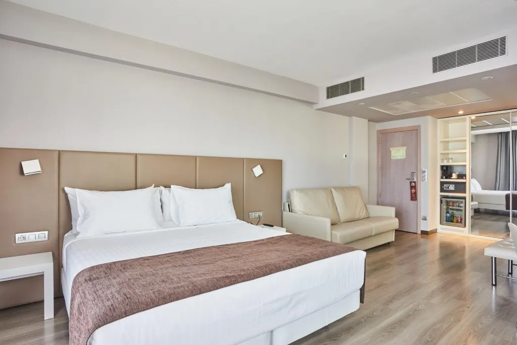 Double or Twin SUPERIOR Room, Silken Turcosa 3* Sup, Valencia