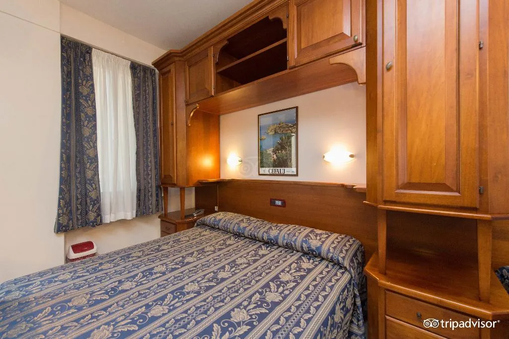 SINGLE STANDARD Room, La Giara Hotel, Palermo