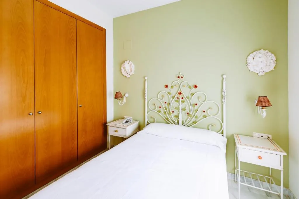 DOUBLE STANDARD Room, Basic  Hotel Doña Manuela, Seville