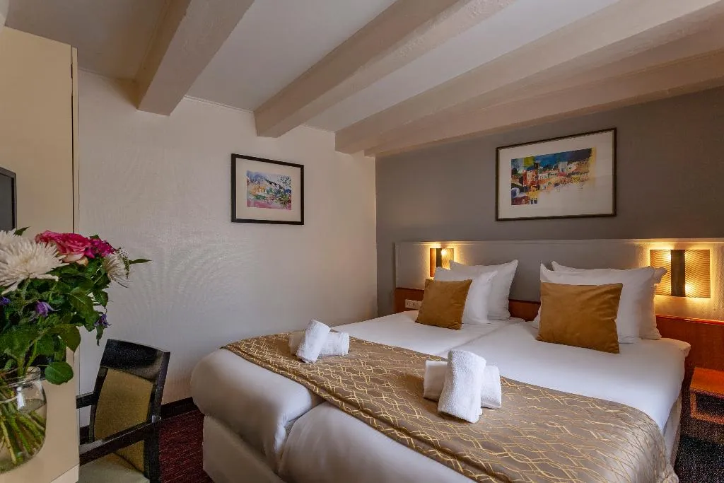 TWIN STANDARD Room, Avenue, Amsterdam