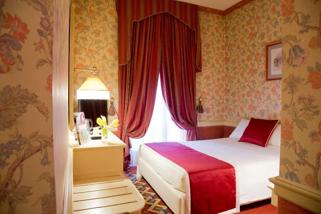 DOUBLE ECONOMY Room, Hotel Milano Regency, Milan