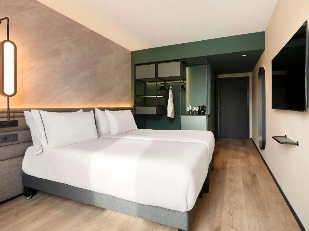 TWIN SUPERIOR Room, Novotel Valencia Lavant, Valencia