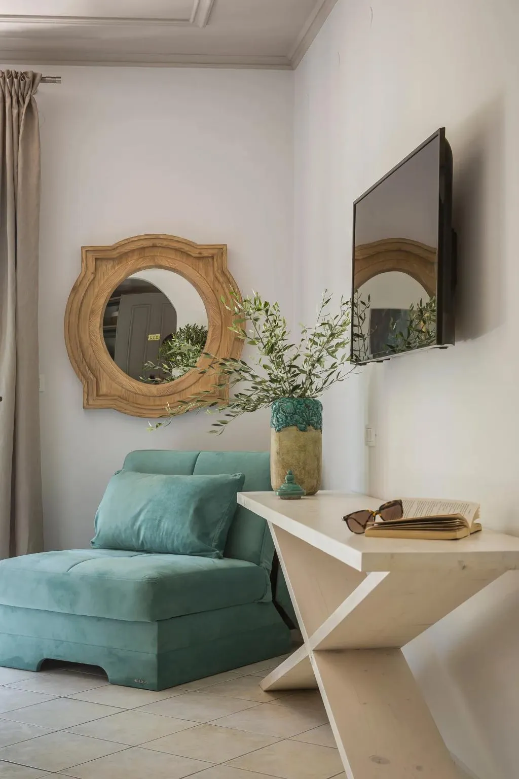 FAMILY ROOM TWO DOUBLE BEDS Room, Makis Hotel, Kefallinia