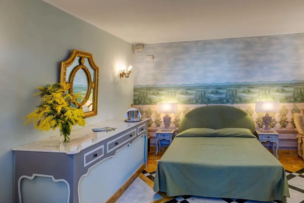 Room, Relais La Rupe, Naples