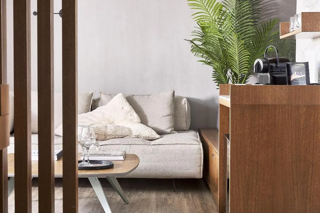 Room, Dyo Suites, Crete