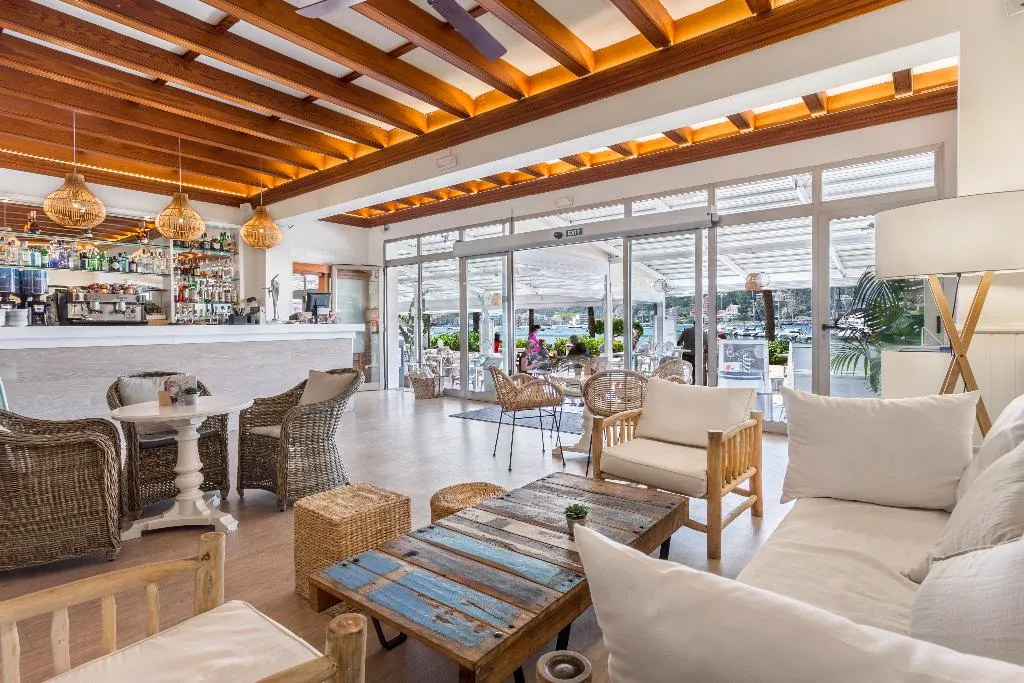 Bar, FERGUS Style Soller Beach, Majorca