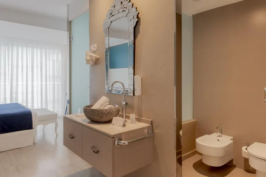TRIPLE SUPERIOR WITH BALCONY Room, Hotel Planamar by Escampa Hotels, Costa Brava