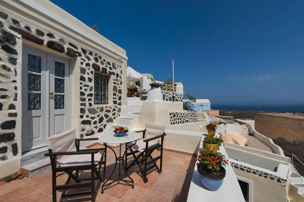 Terrace, Heliophos Boutique Caves, Santorini