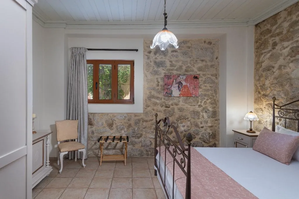 General view, Arhontiko Archanes Suites, Crete