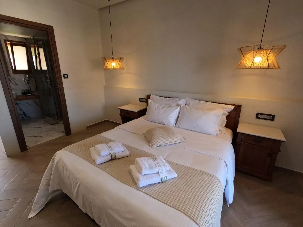 DOUBLE LUXURY Room, The Flower of Monemvasia, Kalamata