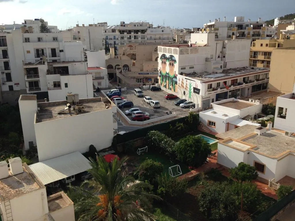 Room, Orosol, Ibiza