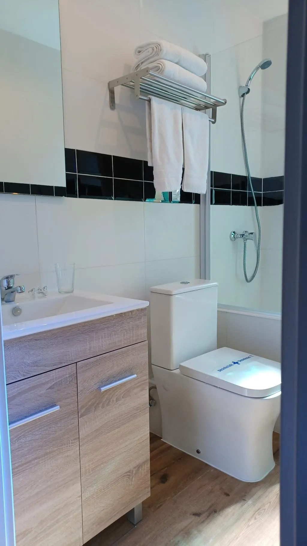 DOUBLE SINGLE USE STANDARD Room, Hostal Aravaca Garden, Madrid