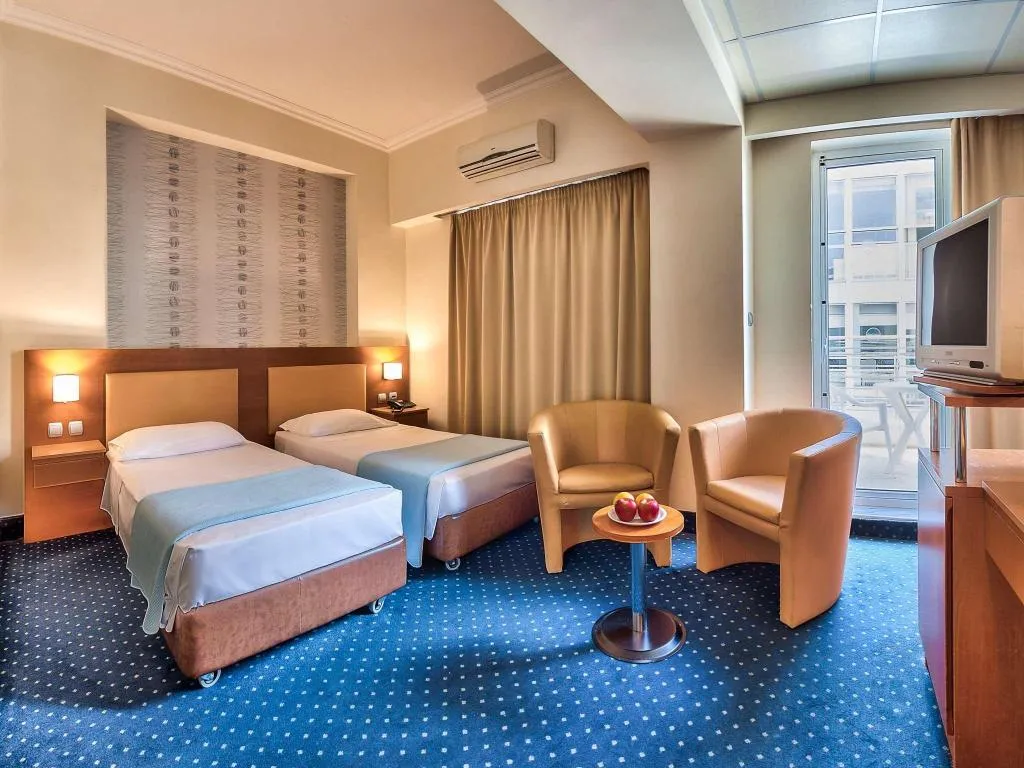 Room, Athens Cypria, Athens