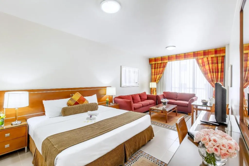 Room, Golden Sands Hotel Apartments, Dubai